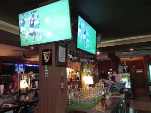 Murphy's Irish Restaurant +Bar
