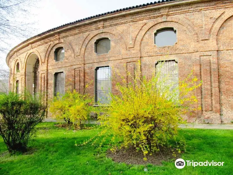 Hotels near Rotonda della Besana