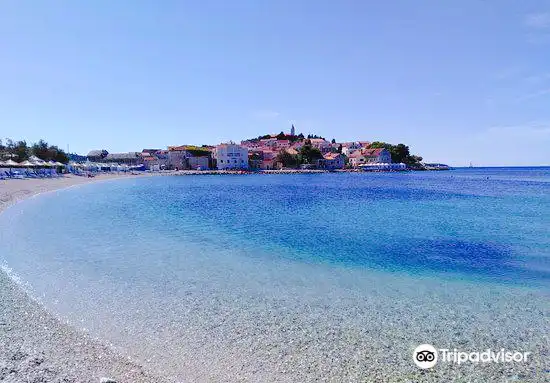 Hotels near Beach Mala Raduča