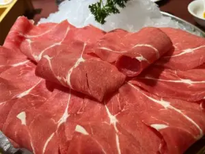 鑫盛肥牛火鍋