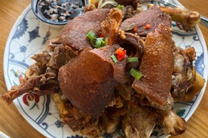 Hukad sa Golden Cowrie