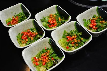 Dao Cheng A Bite of Bacon pigs feet soup pot