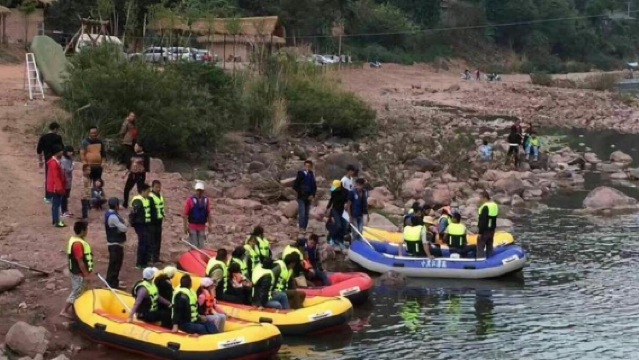 Jinuo Mountain Xiaohei River Rafting