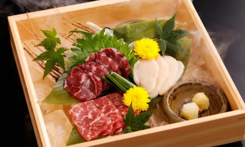 華味鳥（博多站前店）
