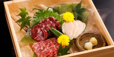 華味鳥（博多站前店）