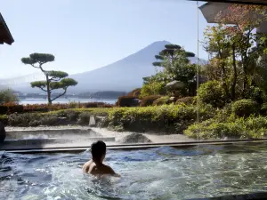富士河口湖町的熱門溫泉景點