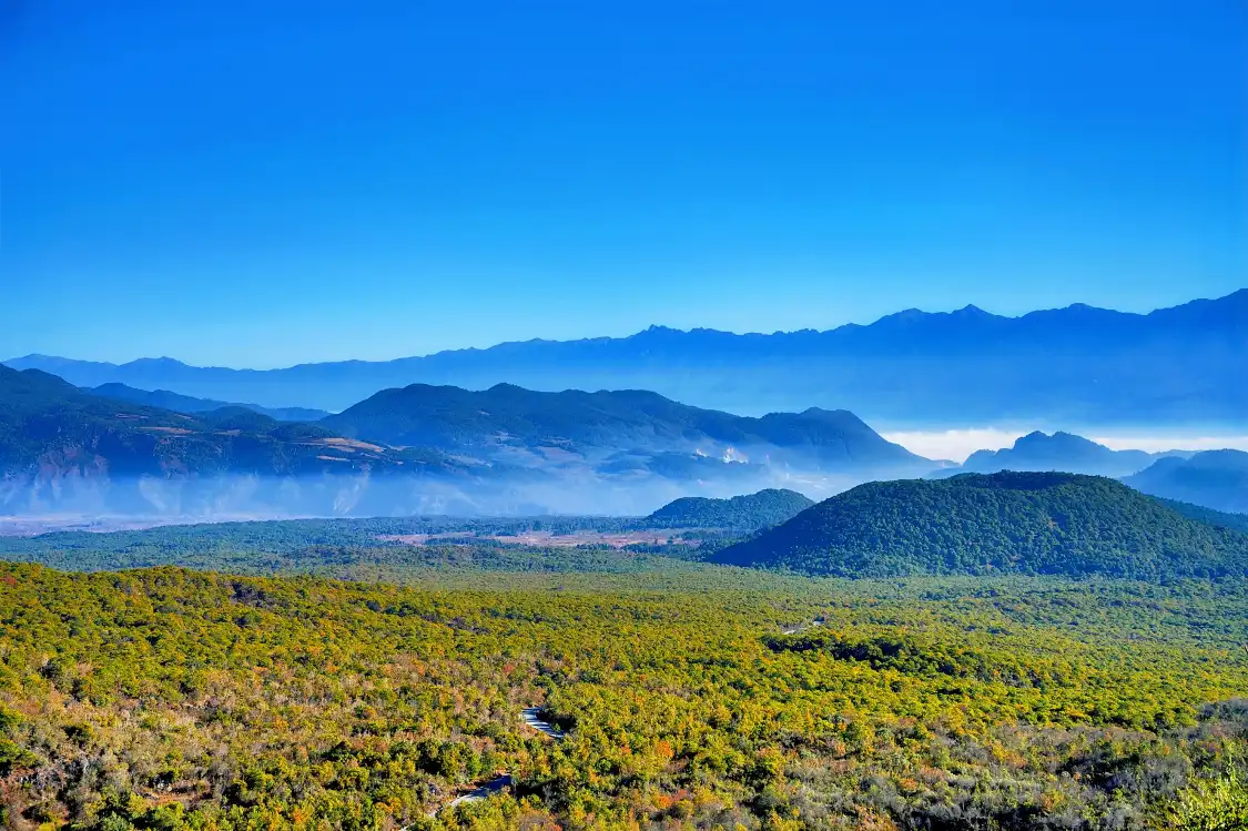 Hotels near Tengchong Volcano Cluster