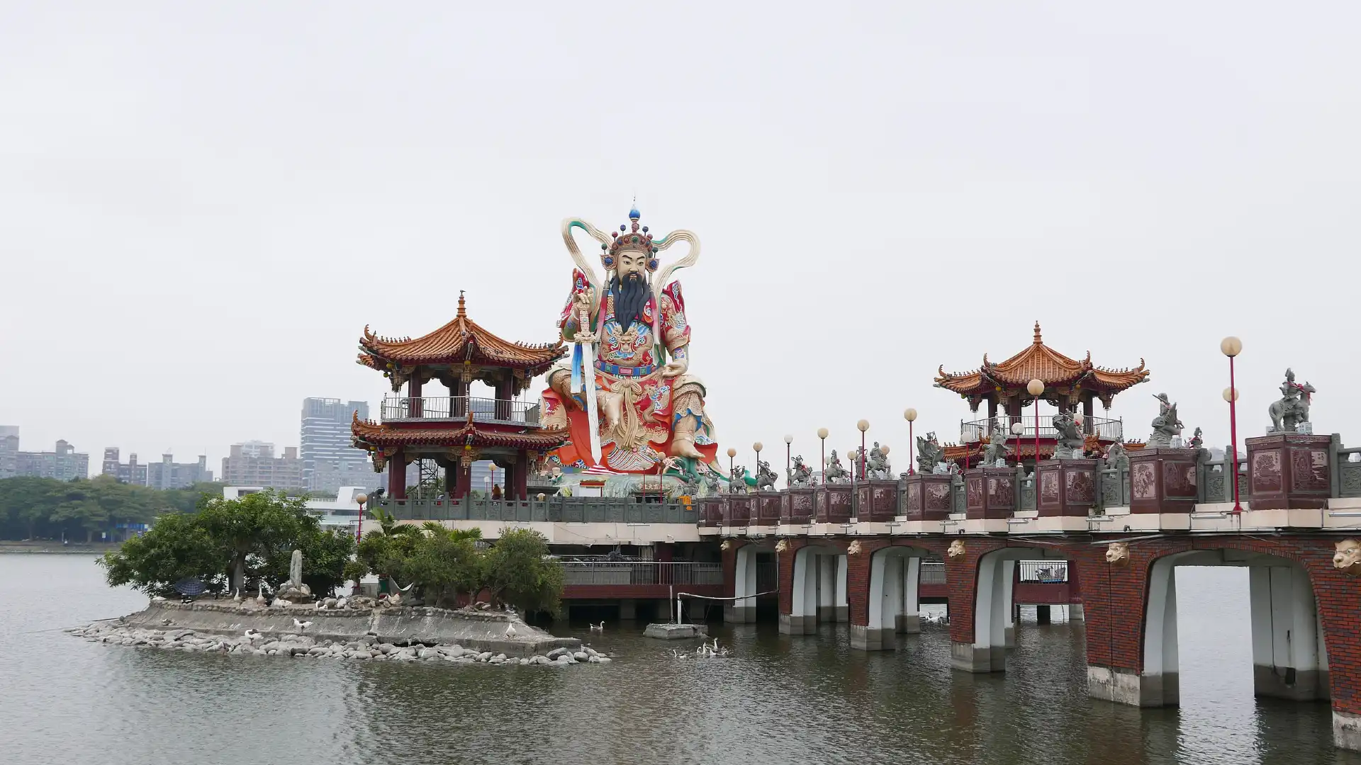 鄰近北極玄天上帝的酒店
