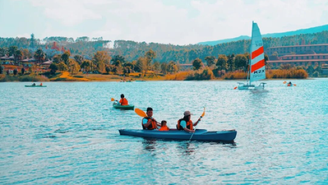 Dongfeng Yun Peninsula Park Kayak Base