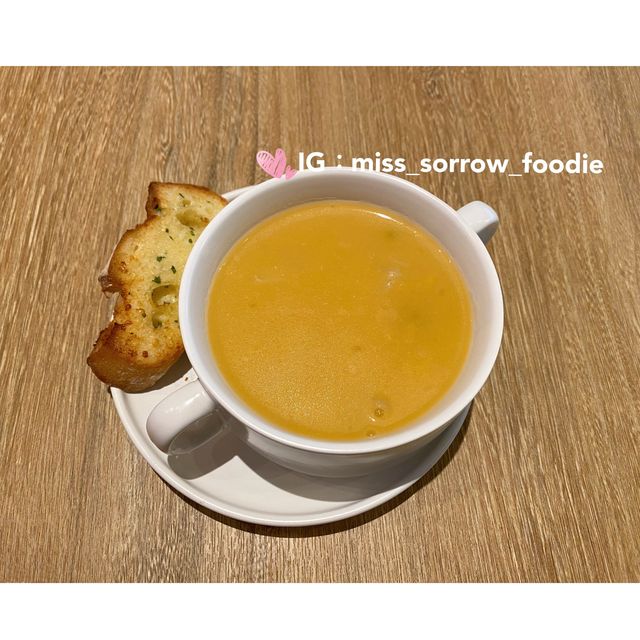 DJ音樂主題美式燒烤扒房酒吧