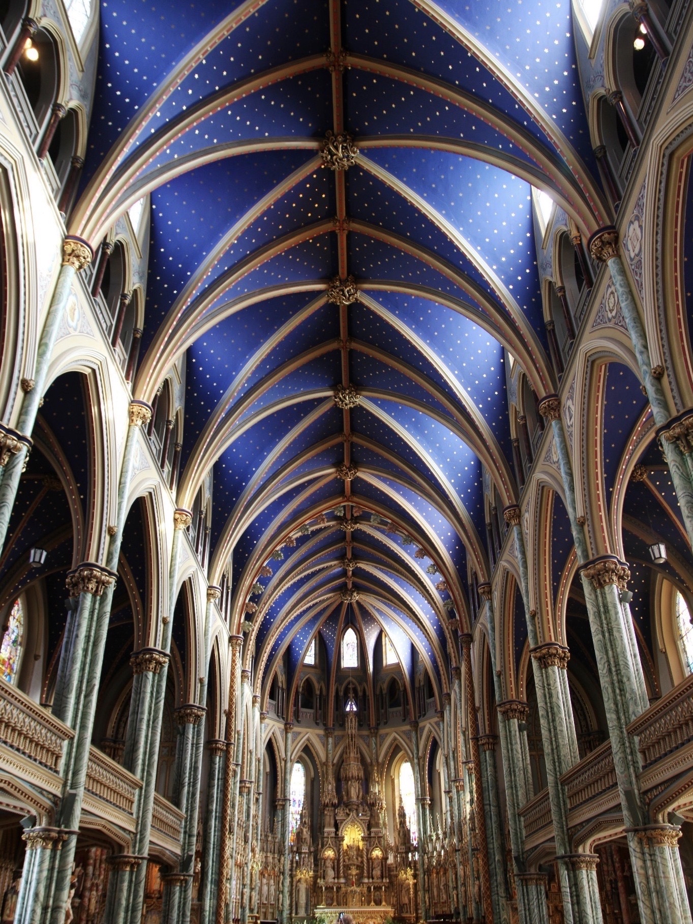 オタワ ノートルダム聖堂 評判 案内 トリップドットコム