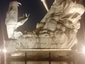 Popular Night Attractions in Yueyang County