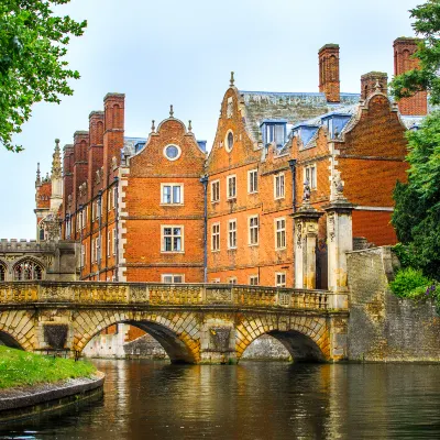 Hotels near Riverside Walk