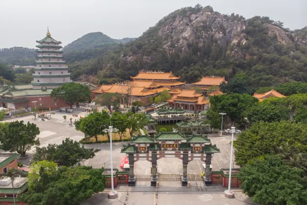 Bolinniao Homestay (MIXC Shantou) 