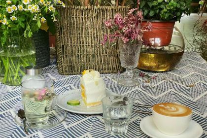 Shimaonsen Kashiwaya Café