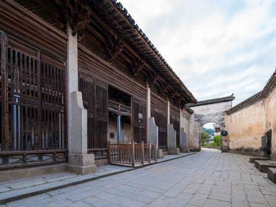 Luo Dongshu Ancestral Hall