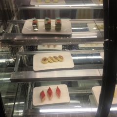 蓝鲸悦海酒店·自助餐厅 User Photo