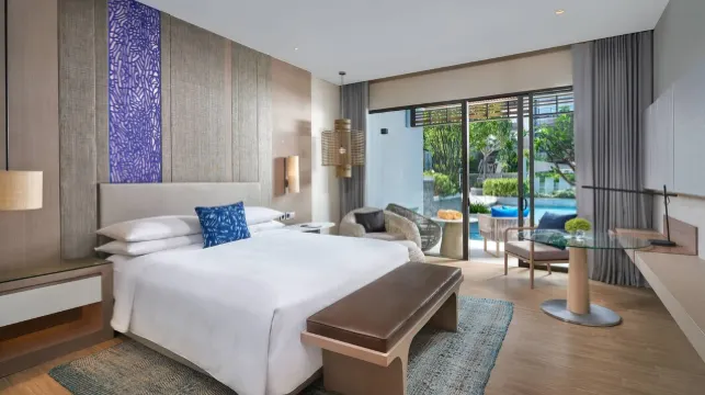 รีวิว Renaissance Pattaya Resort & Spa สัมผัสความหรูติดริมหาด