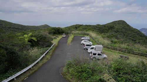 湯湾岳