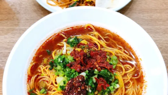 Humeigunlapizihuang Noodles