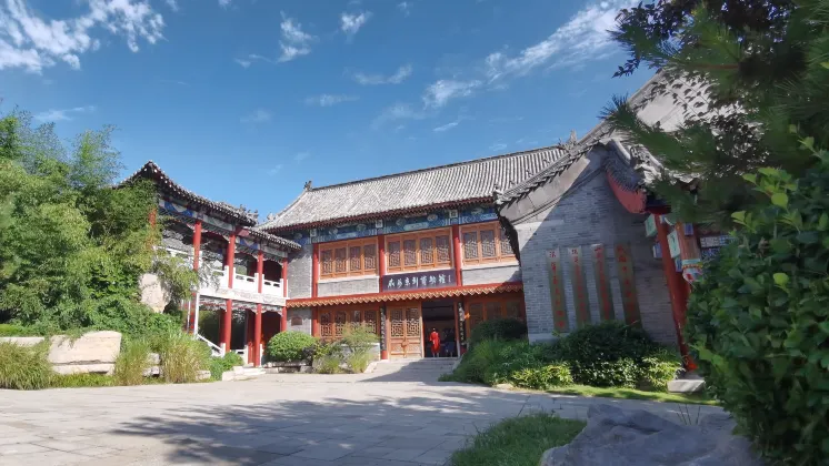 Weihai Zhenlin Training Mansion