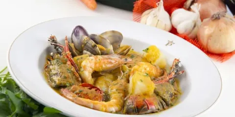 Parador de Santillana Gil Blas. Restaurante El Jardin de Gil Blas