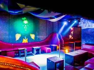 Hollywood Rythmoteque Milano