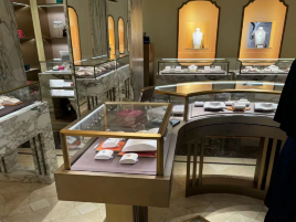 宝诗龙（济州免税店）