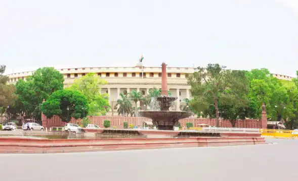 Hotels near Samvidhan Sadan