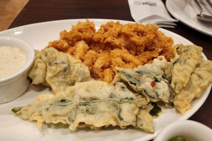 Gerry's Robinsons Place Ermita (Gerry's Grill)