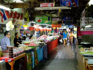 Don Wai Floating Market