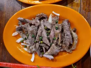 Roast beef with fresh pepper, meet only lucky Cheam Koy