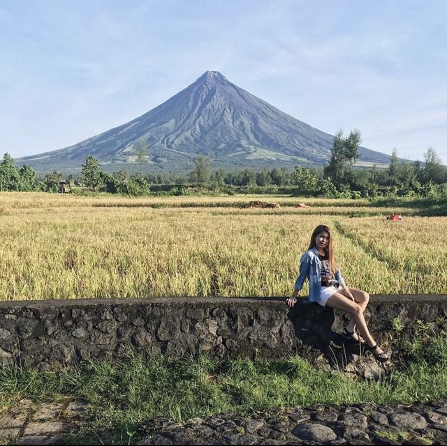 Perfect cone-shaped volcano - Mayon