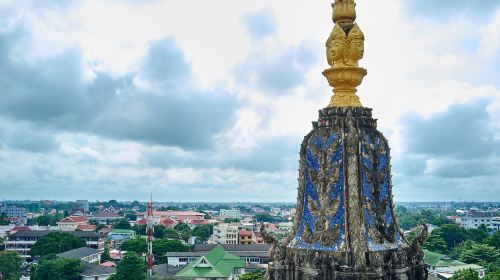 Patuxay Monument