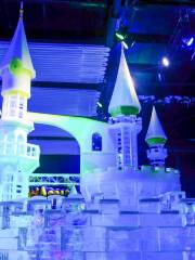 Huangling Ice and Snow Kingdom
