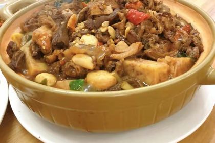 鼎好吃牛杂煲