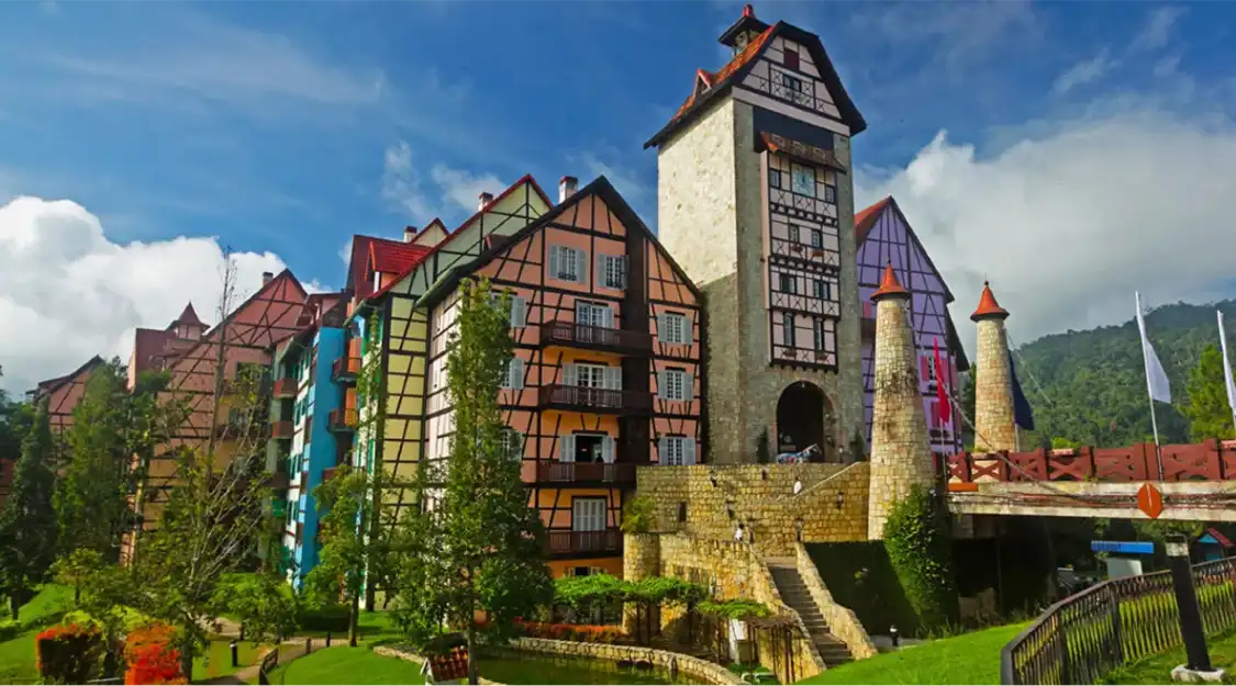 Hotels near Japanese Village