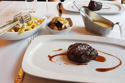 The BEEF Steakhouse & Bar