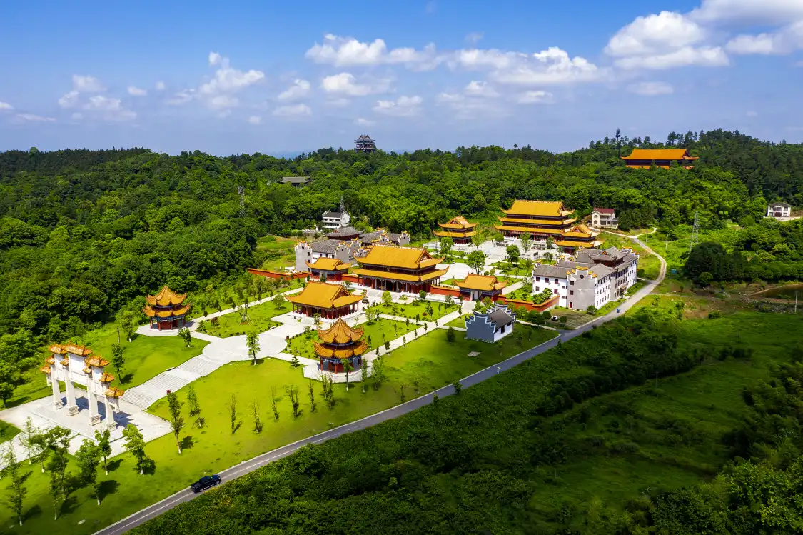 Các khách sạn gần Taochuan Palace