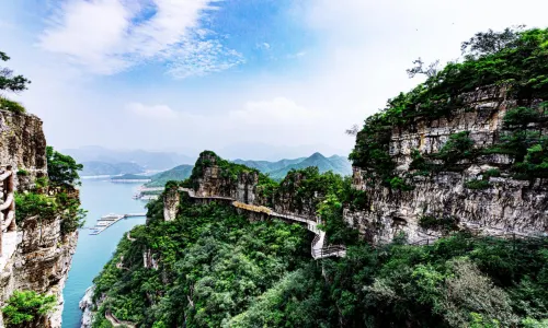 Yishui Lake