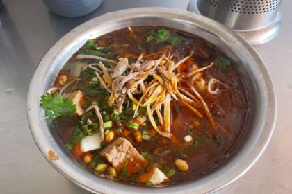 老五鸡丝豆花面粉