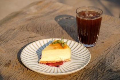 漓岸璞闲文旅酒店(阳朔西街漓江店)·上房野BISTRO·餐×酒×咖