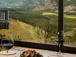 The Dining Room at Sun Mountain Lodge