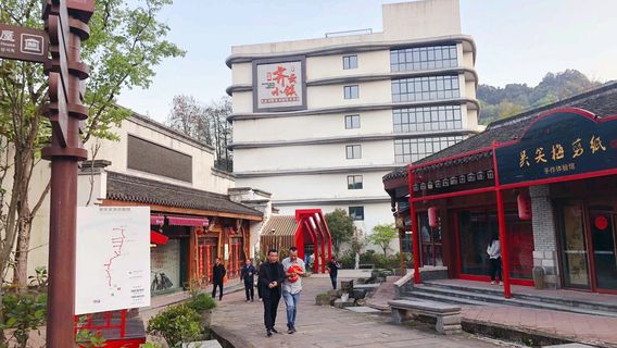Xiuning