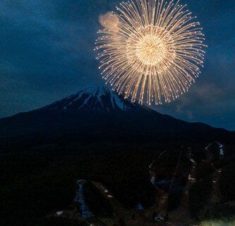 The Zekkei Fireworks @Mt.fuji