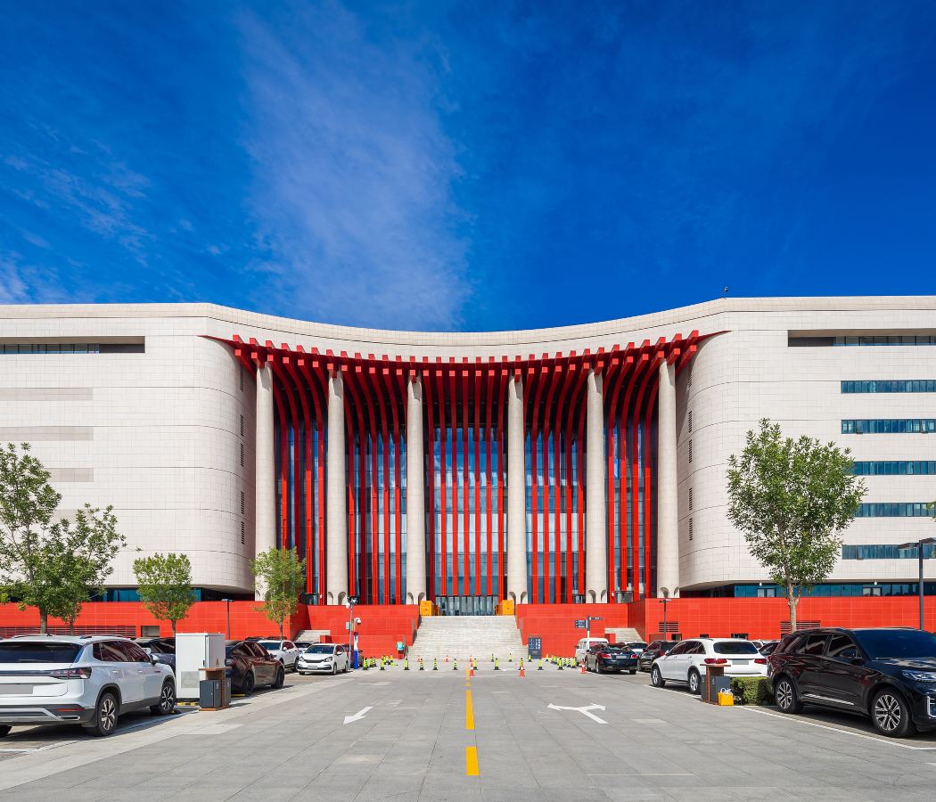 Baita Airport/Huhhot East Railway Station