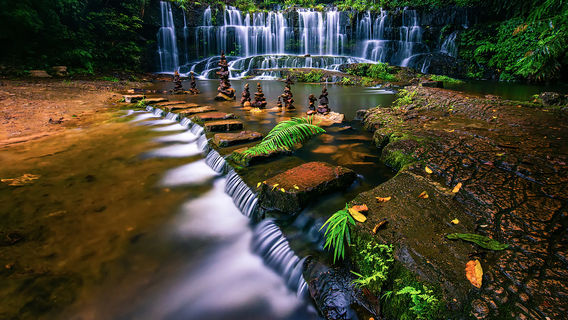 Jiulong Pubuqun Scenic Spot