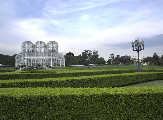 Bristol Metropolitan Flat