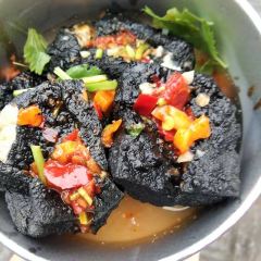 HEY HEY BLACK SMELLY TO-FU User Photo