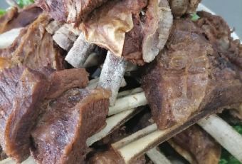 烤羊庄·羊排·羊腿·手把肉·莜面农家饭庄(张北店) User Photo